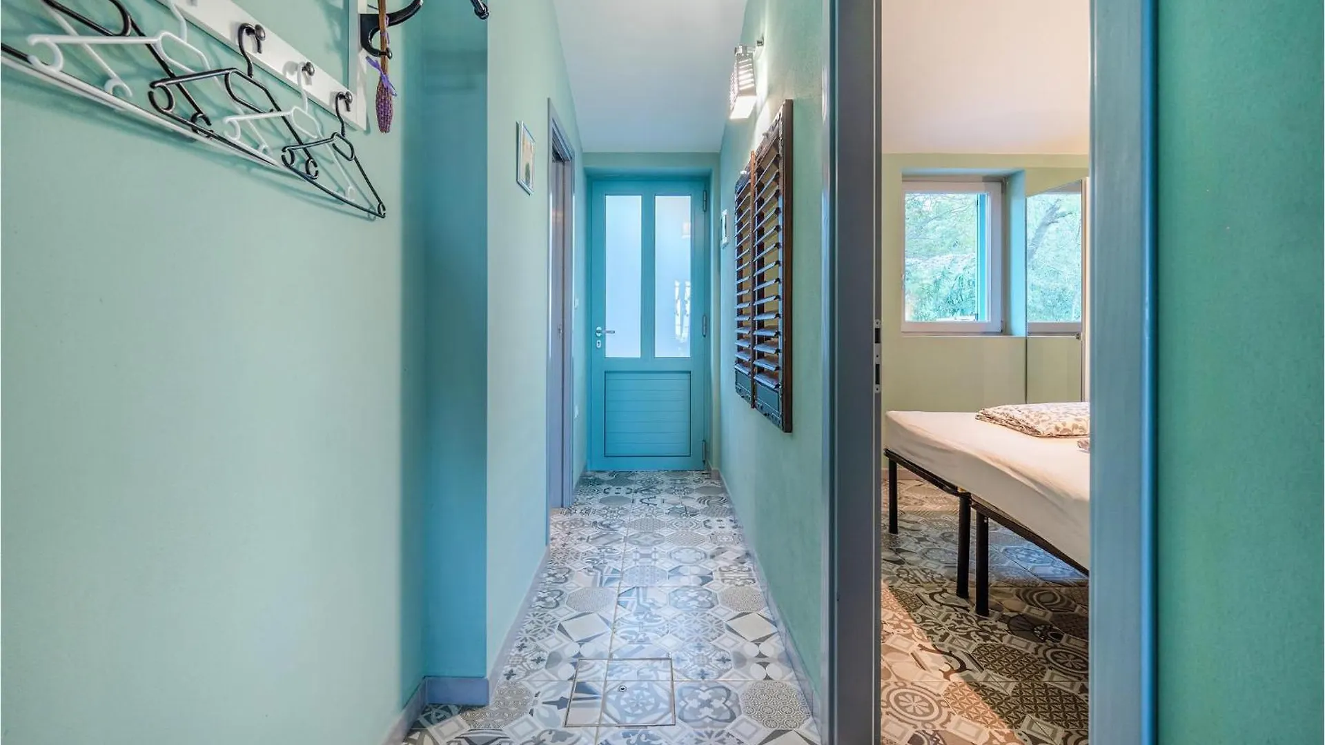Gorgeous Apartment In Gondolici With Kitchen Rabac Croatia