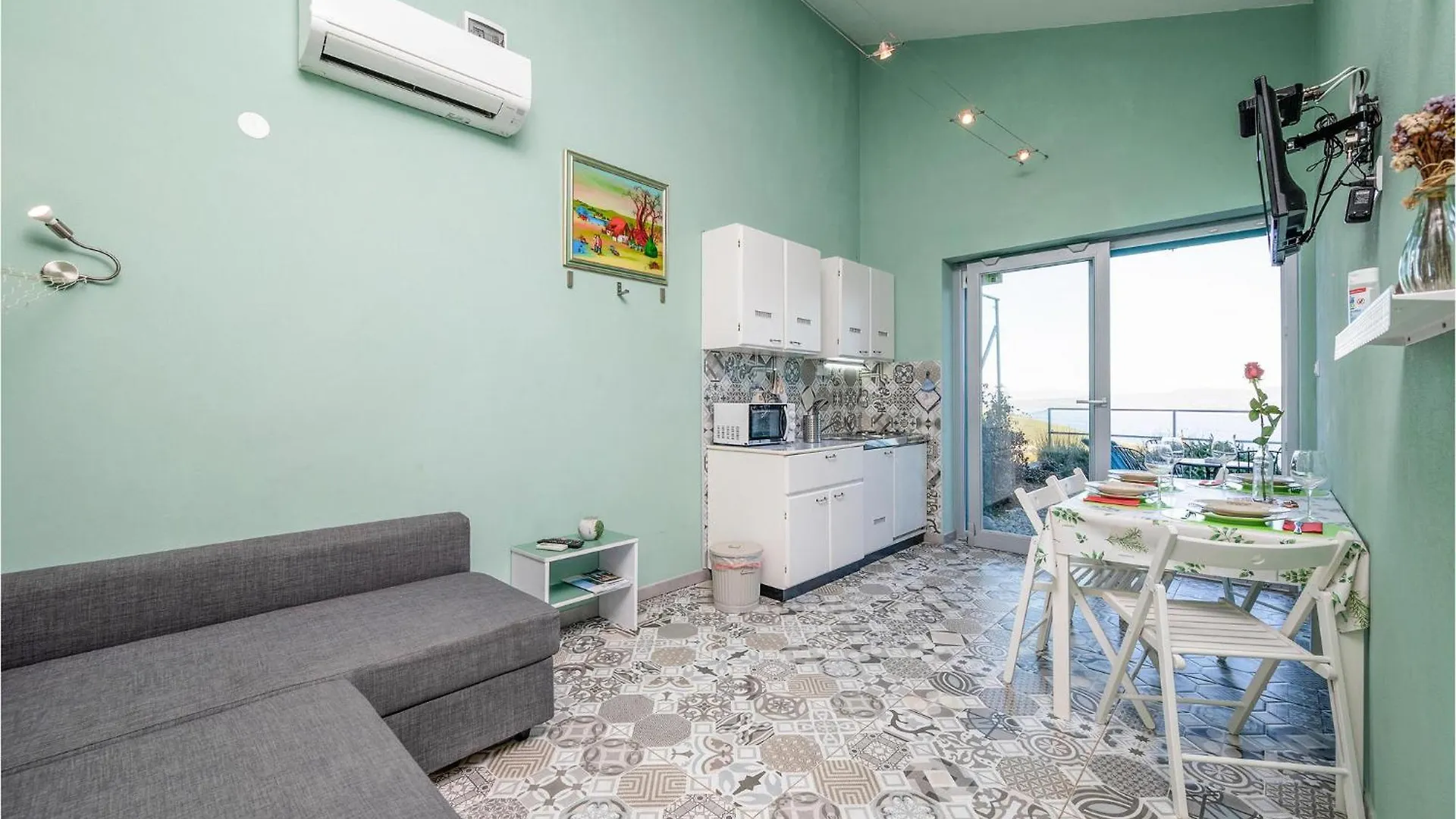 Gorgeous Apartment In Gondolici With Kitchen Rabac
