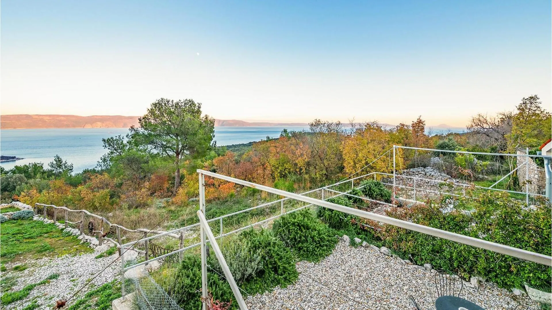 Gorgeous Apartment In Gondolici With Kitchen Rabac