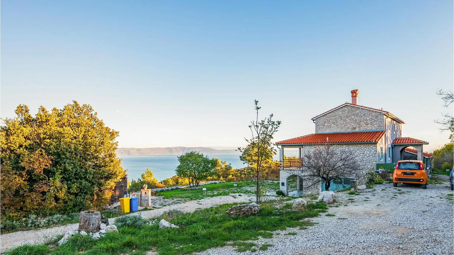 Gorgeous Apartment In Gondolici With Kitchen Rabac