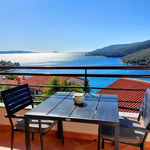 Sunshine West Rabac
